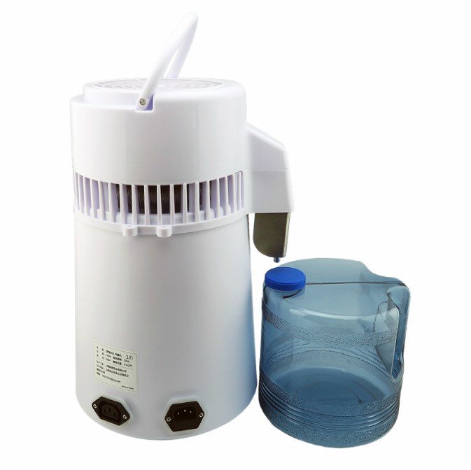 Plastic Water Distiller - Laboratory & Medical Use