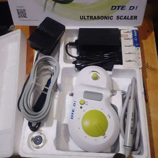 Dental Ultrasonic Scaler Without Bottle - WoodPecker DTE D1