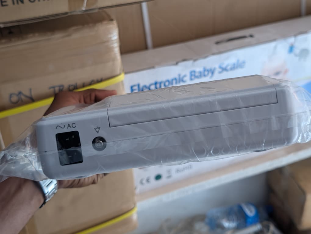 Electrocardiograph (ECG) Machine 6 Channels